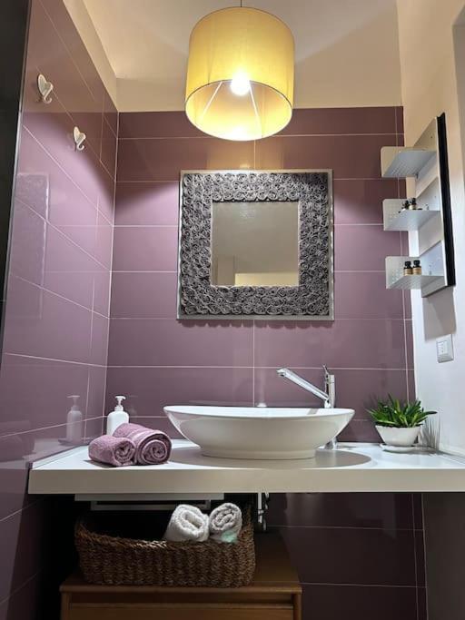 Elegante Appartamento Privato In Palazzo Storico Del XVIII - Pieno Centro Никозия Екстериор снимка