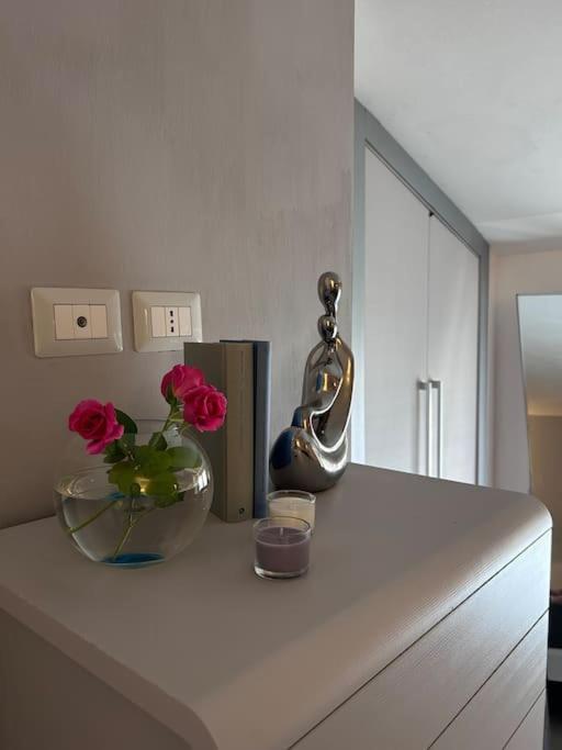 Elegante Appartamento Privato In Palazzo Storico Del XVIII - Pieno Centro Никозия Екстериор снимка