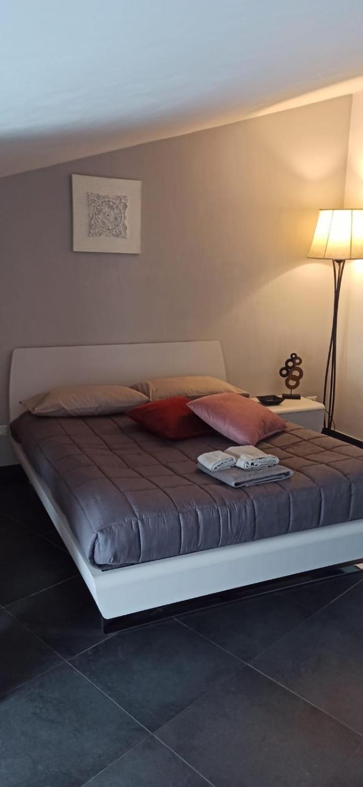 Elegante Appartamento Privato In Palazzo Storico Del XVIII - Pieno Centro Никозия Екстериор снимка