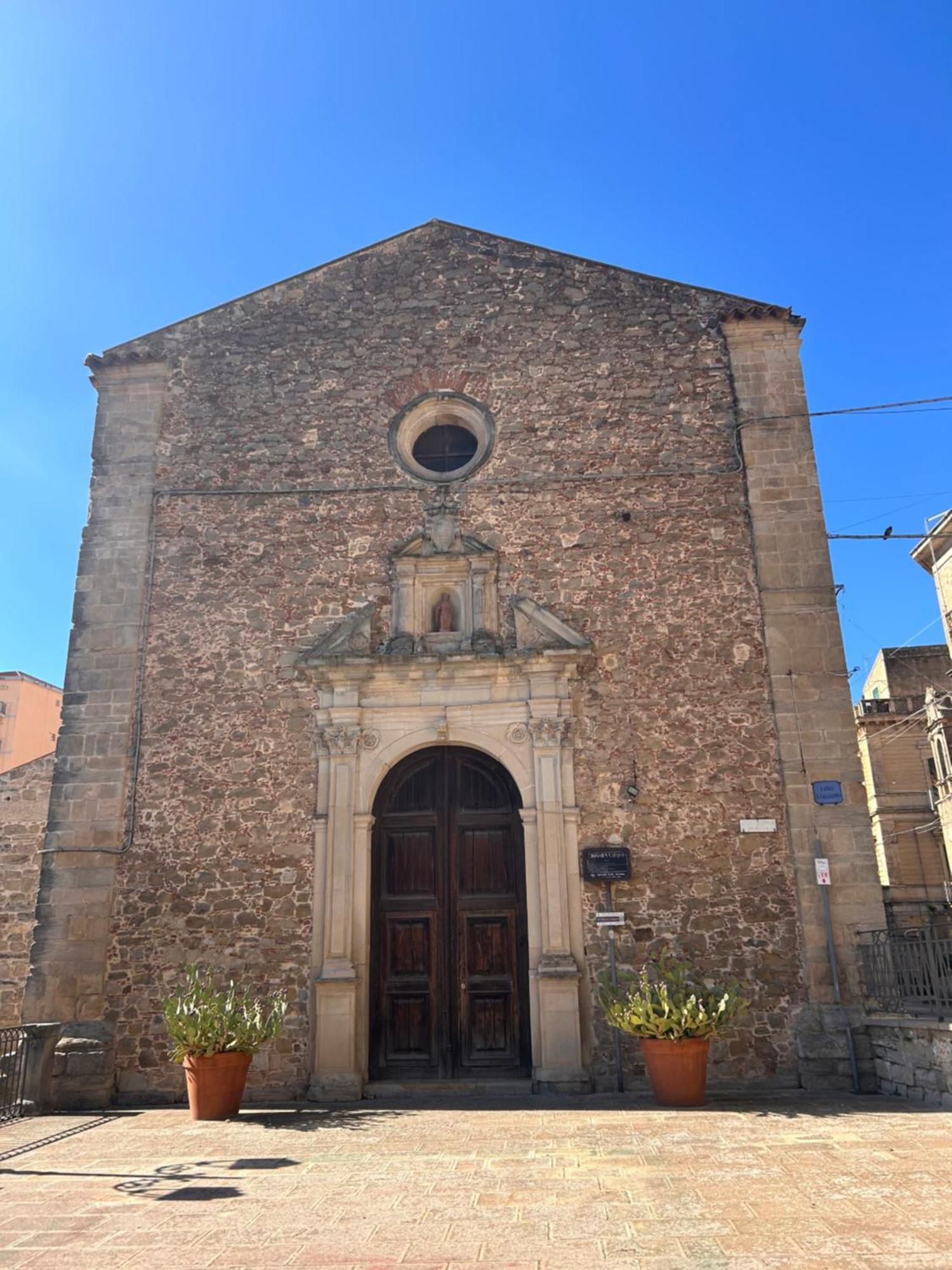 Elegante Appartamento Privato In Palazzo Storico Del XVIII - Pieno Centro Никозия Екстериор снимка